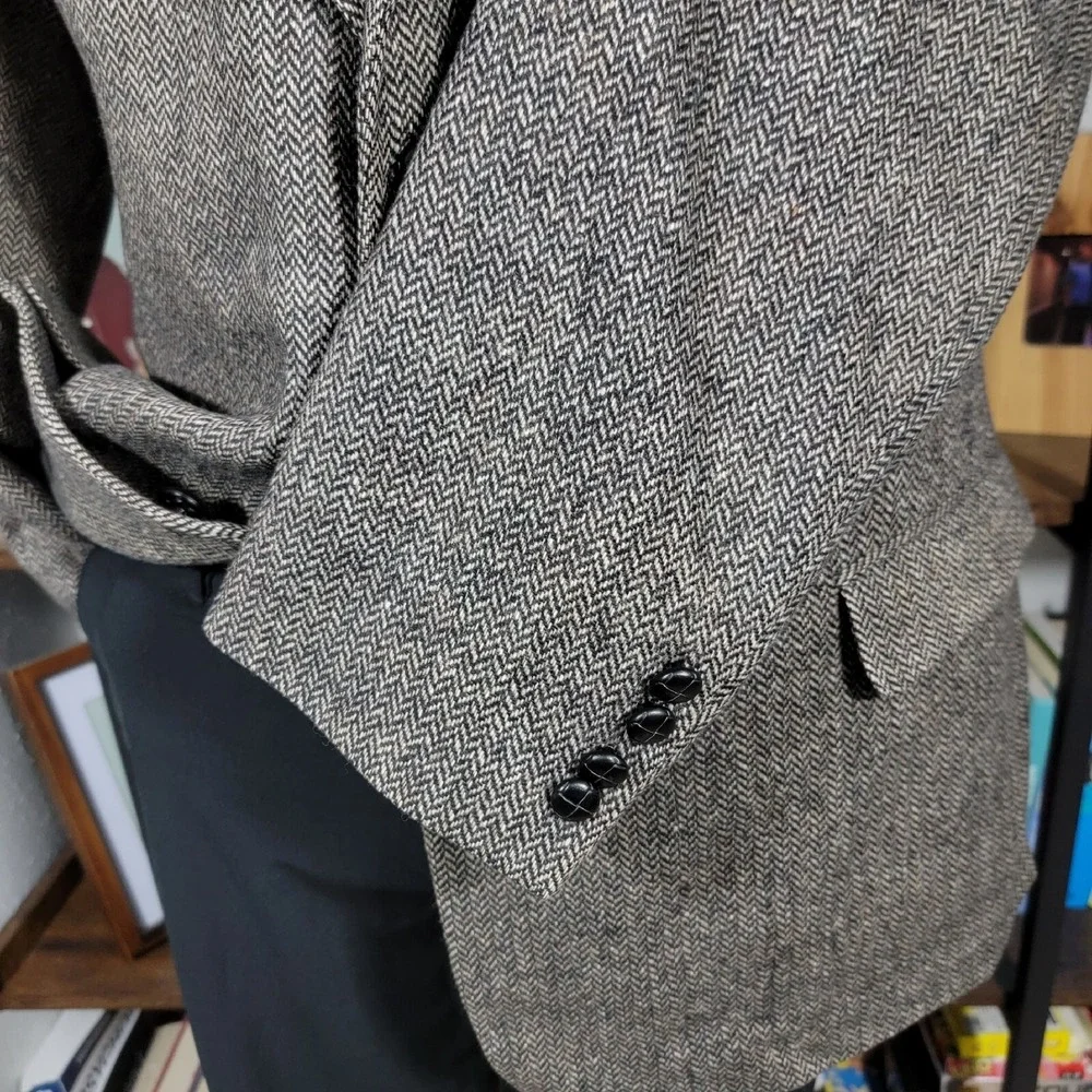 VTG Jeremy Cobb Esquire Mens Tweed Sport Coat Three Button Brown herringbone 44R